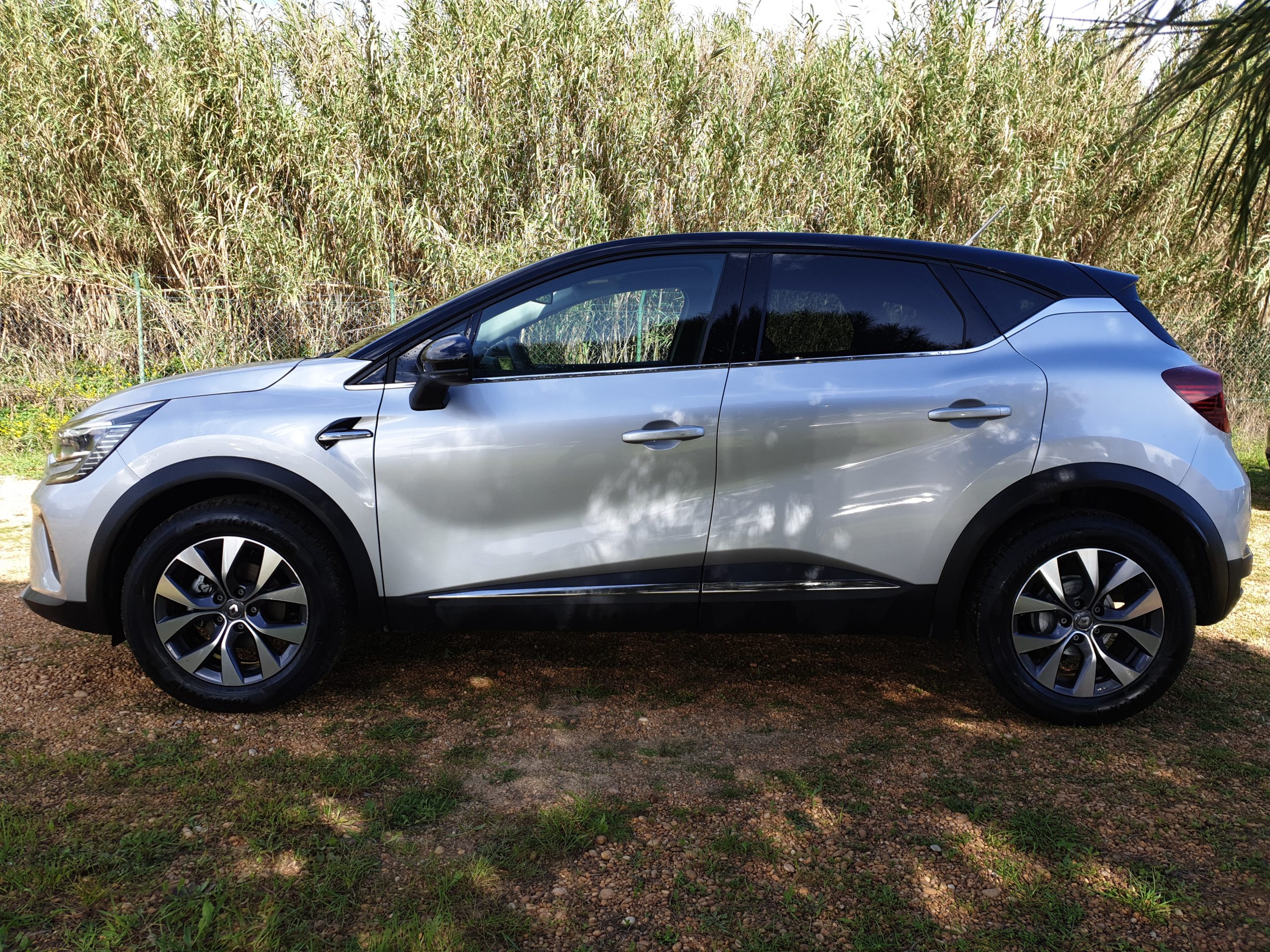 renault-captur-exclusive-highland-1-0-tce-100cv-gcars-pt-ve-culos